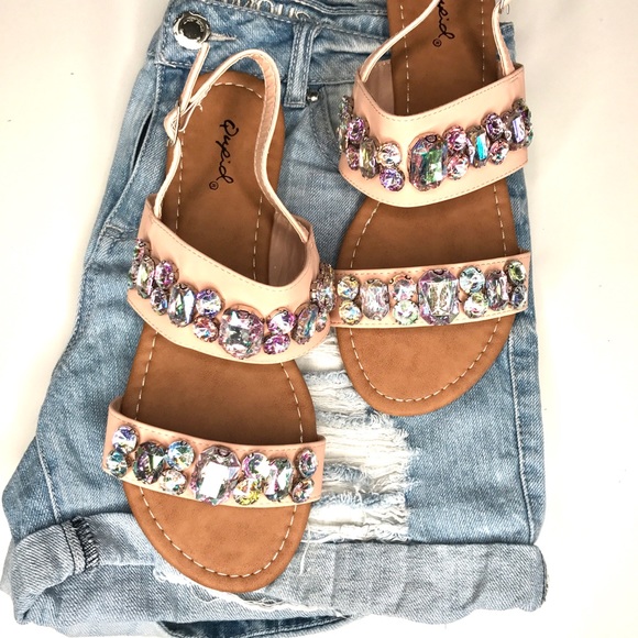 🚨LAST PAIR!!//The Coraline//Pink jeweled Sandal - Picture 3 of 8